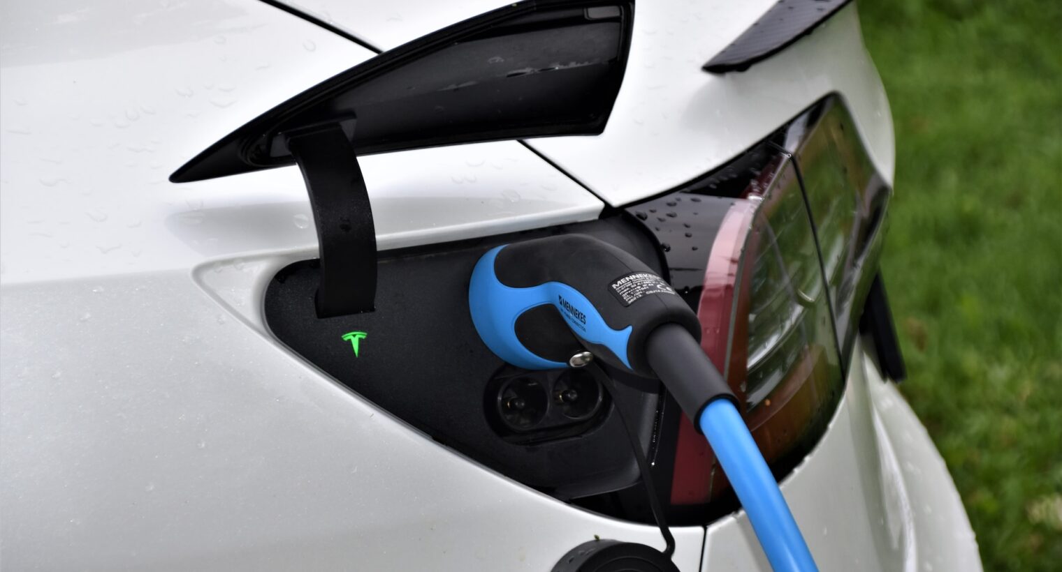 Electric vehicle